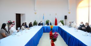 Sign-with-Applied-University-MoU-2021-11-300x152