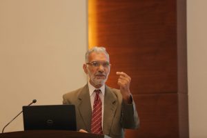 activity-debate-Electrical-cars-18-300x200