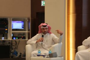 activity-debate-Electrical-cars-27-300x200