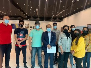 activity-workshop-Golden-Juible-crafts-2022-10-300x225